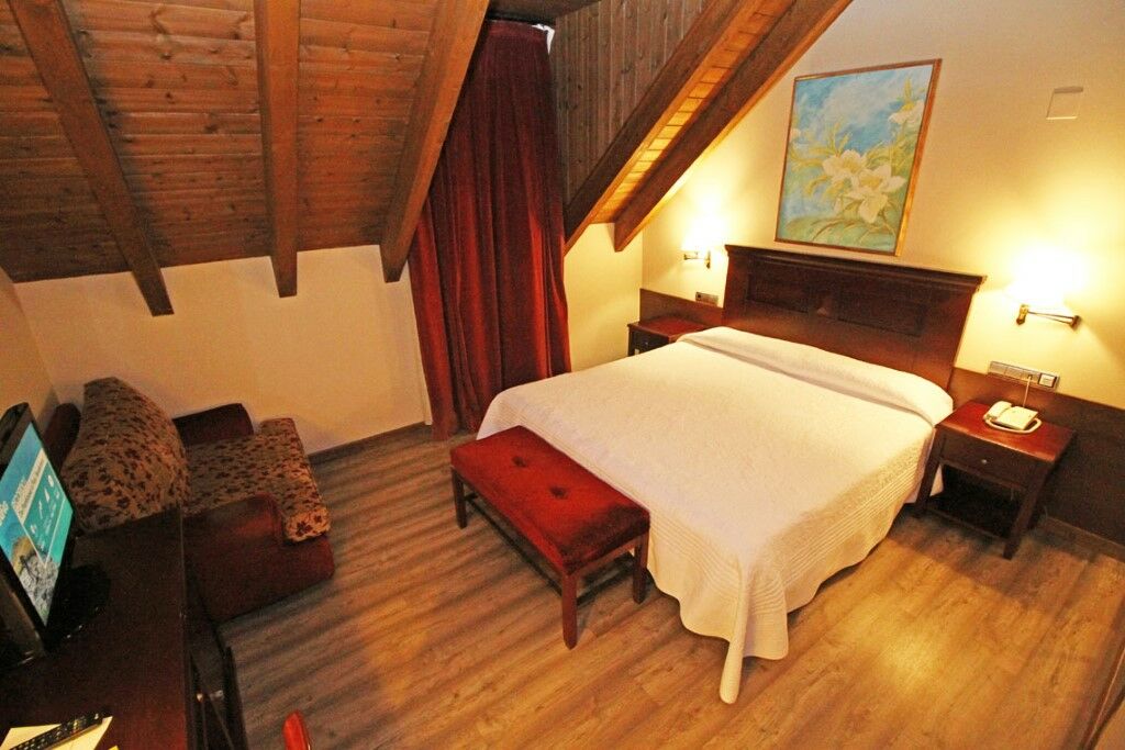 Snoe Villa De Sallent 4 Сальєнт-де-Гальєго Екстер'єр фото